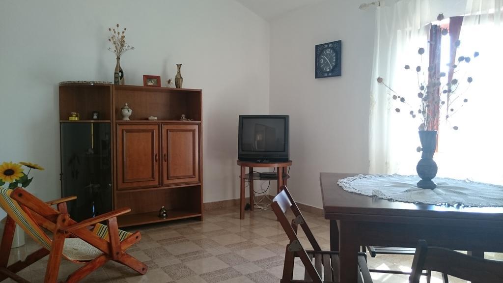 Apartment Ombretta Vintijan Екстериор снимка